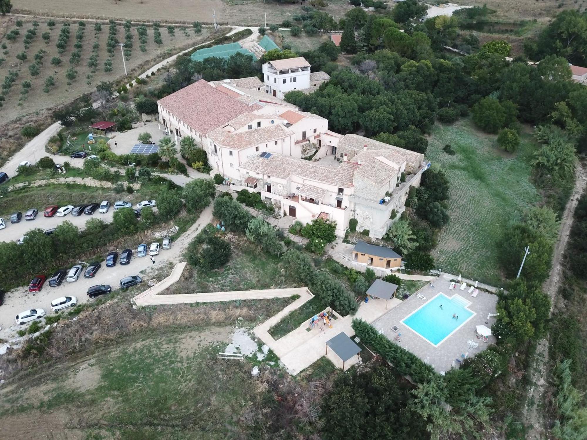 Agriturismo Masseria La Chiusa San Giuseppe Jato ภายนอก รูปภาพ